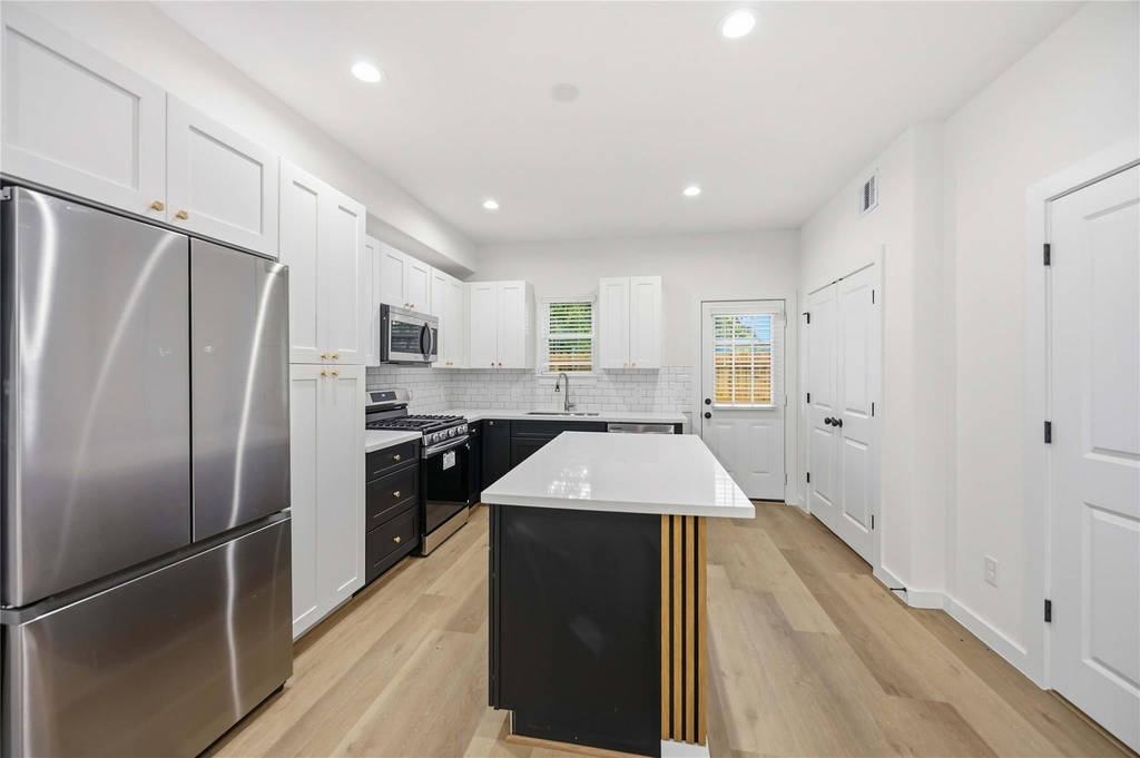 8412 Darien Street - Photo 8