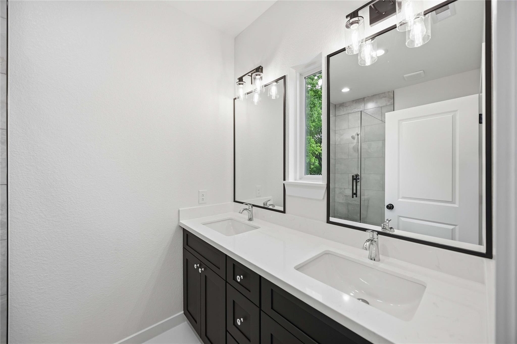 8412 Darien Street - Photo 12