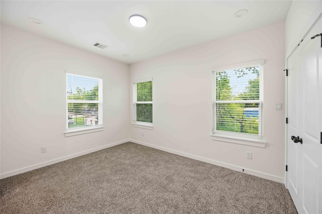 8412 Darien Street - Photo 10