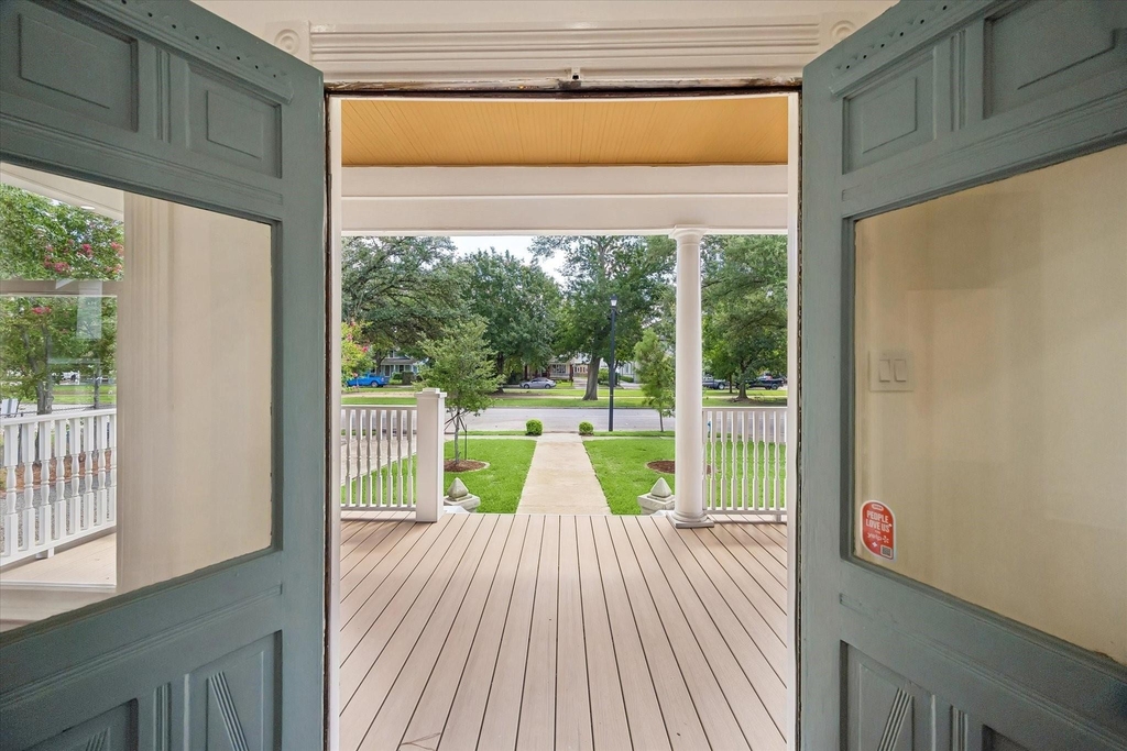 1229 Heights Boulevard - Photo 6