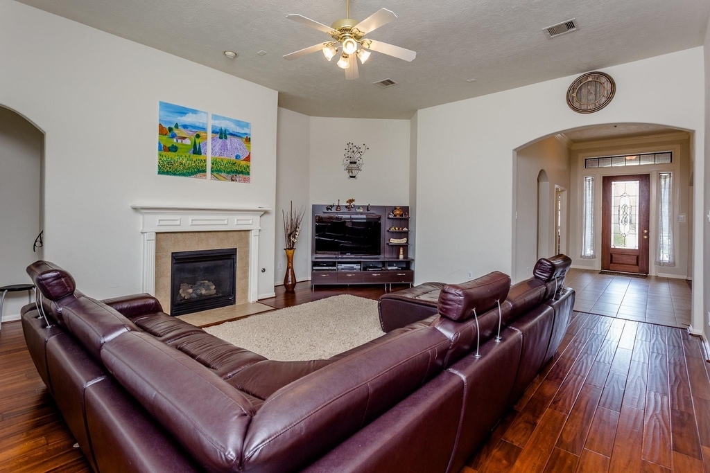6706 Ashworth Drive - Photo 11