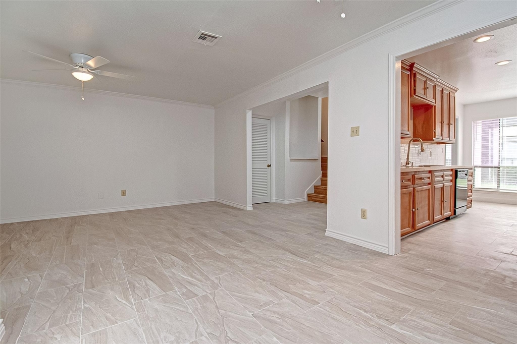 8312 Augustine Drive - Photo 10
