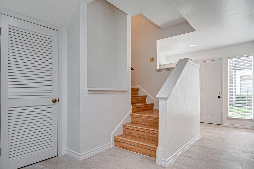 8312 Augustine Drive - Photo 15