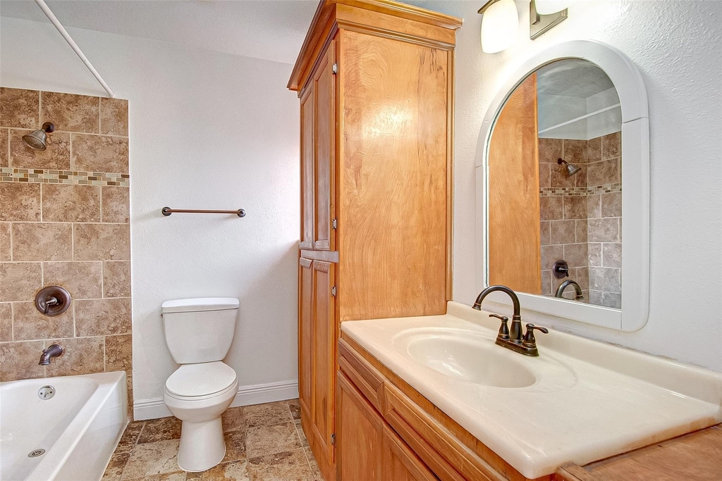 8312 Augustine Drive - Photo 24
