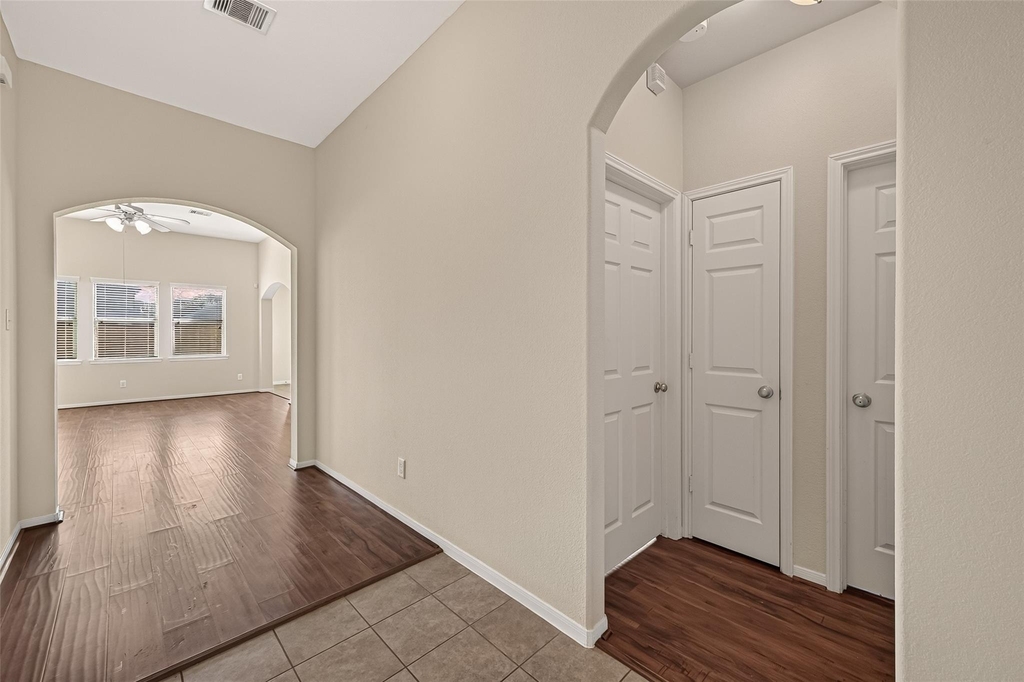 9118 Cavalier Lane - Photo 6