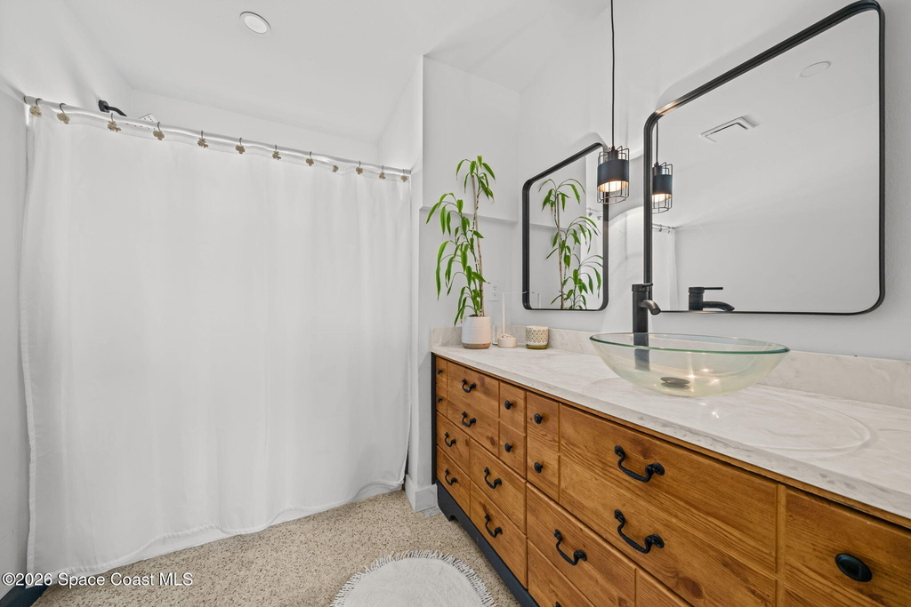 2050 Port Malabar Boulevard Ne - Photo 10