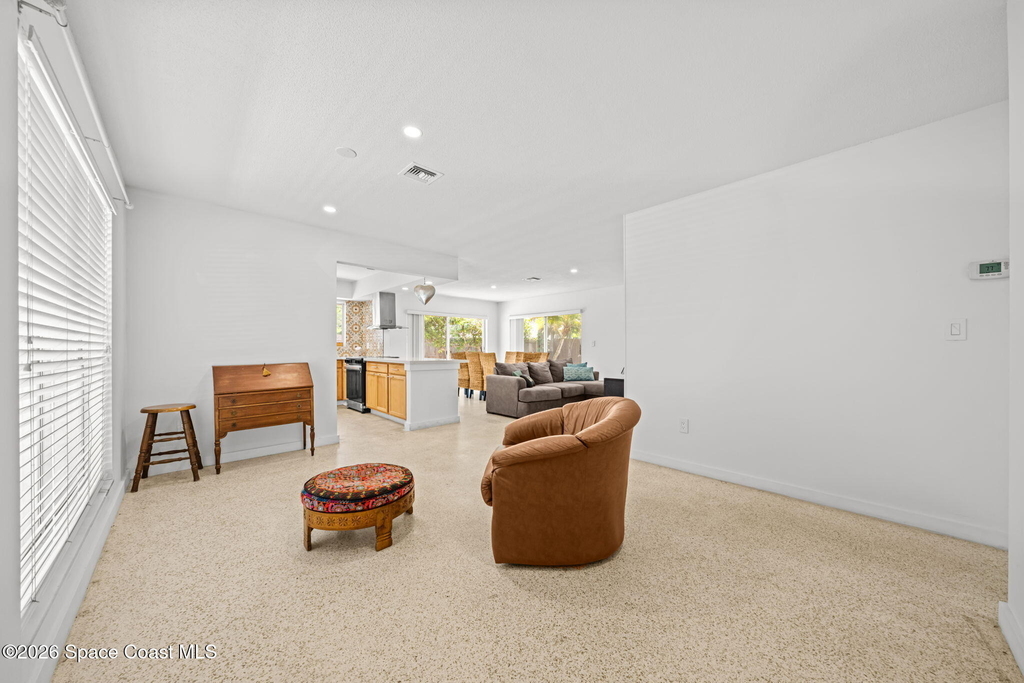 2050 Port Malabar Boulevard Ne - Photo 6