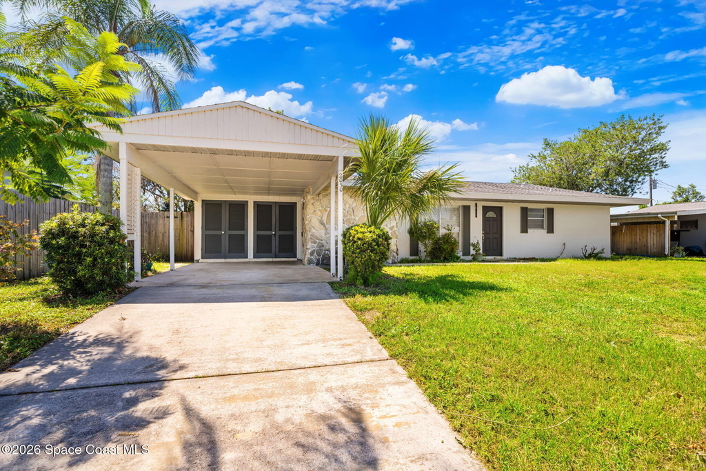 2050 Port Malabar Boulevard Ne - Photo 1