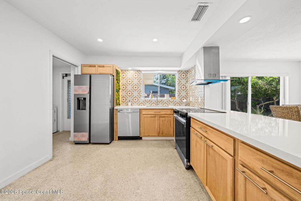2050 Port Malabar Boulevard Ne - Photo 17