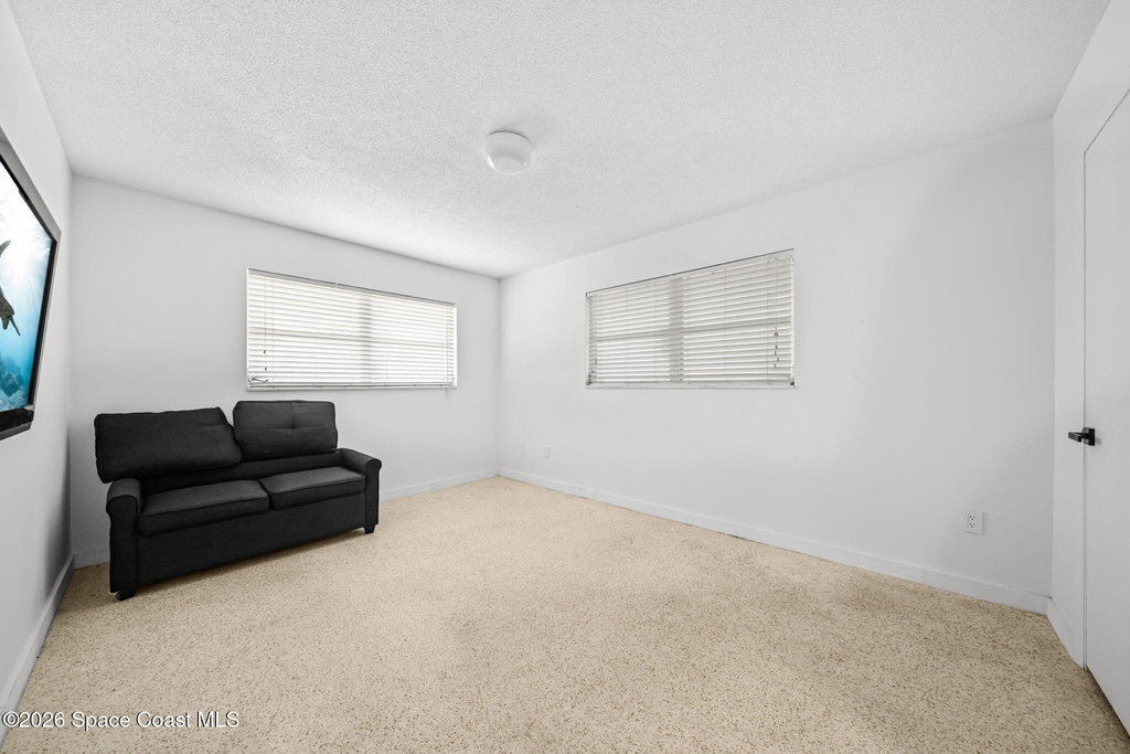 2050 Port Malabar Boulevard Ne - Photo 13