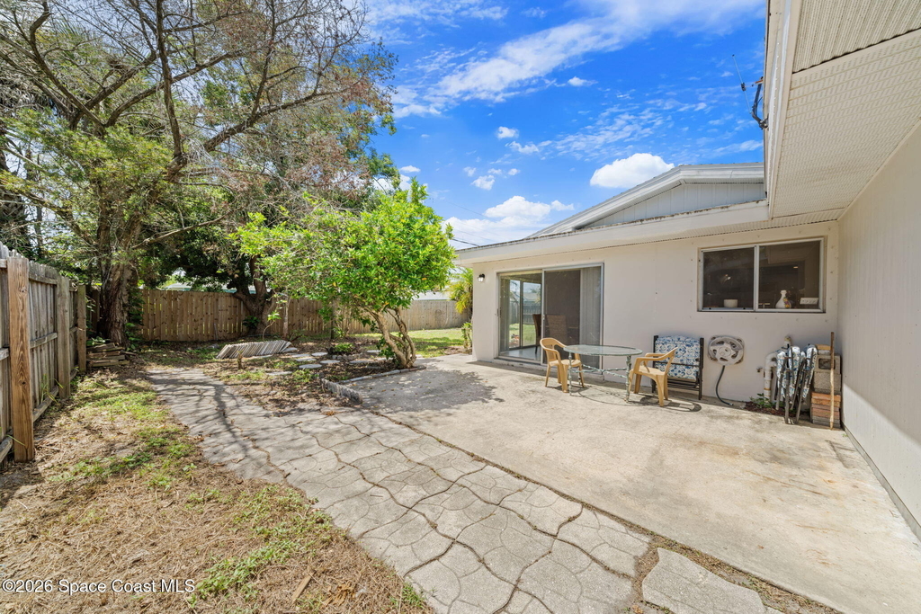2050 Port Malabar Boulevard Ne - Photo 19