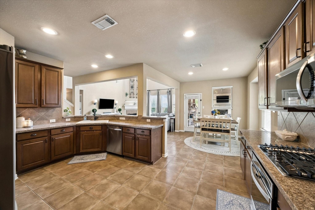 6102 Timbermoss Court - Photo 8