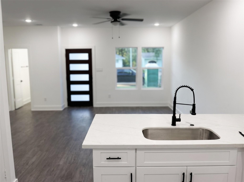 5838 Beldart Street - Photo 5