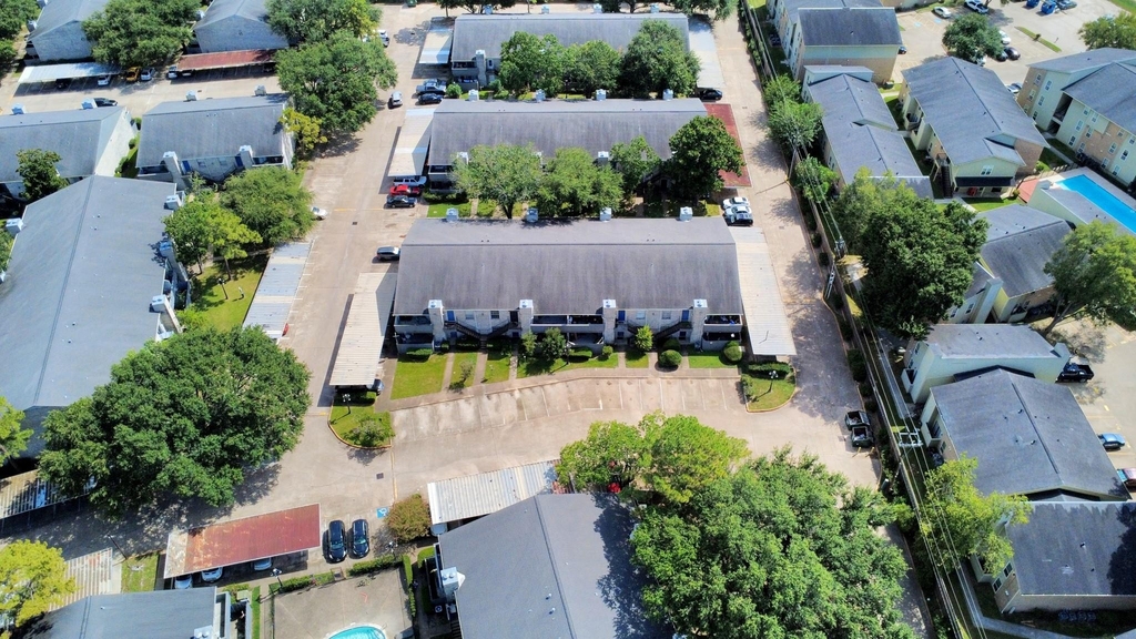 9700 Leawood Boulevard - Photo 34