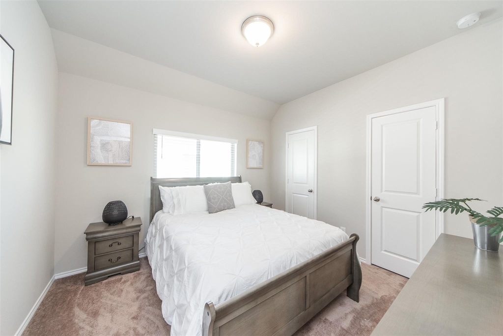 1915 Meadow Trail Drive - Photo 23