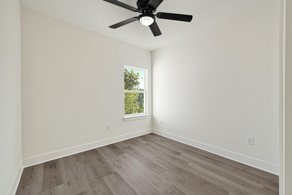 7957 Booker Street - Photo 5