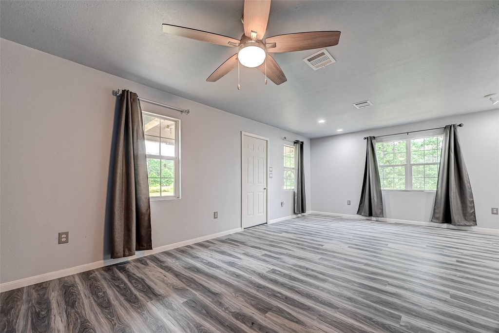 15897 Dewberry Lane - Photo 4