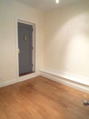 West 11th Street - Photo 3