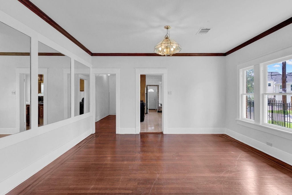 1702 Ruth Street - Photo 5