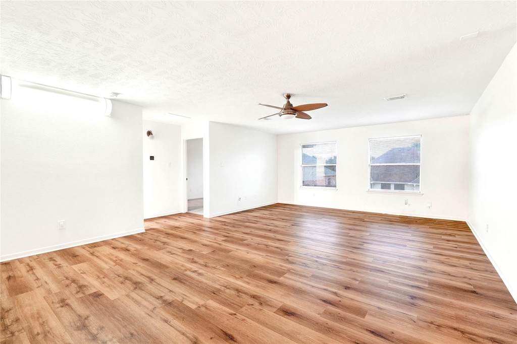8518 Windy Thicket Lane - Photo 21