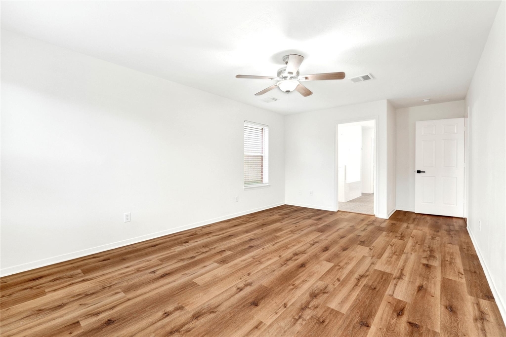8518 Windy Thicket Lane - Photo 19