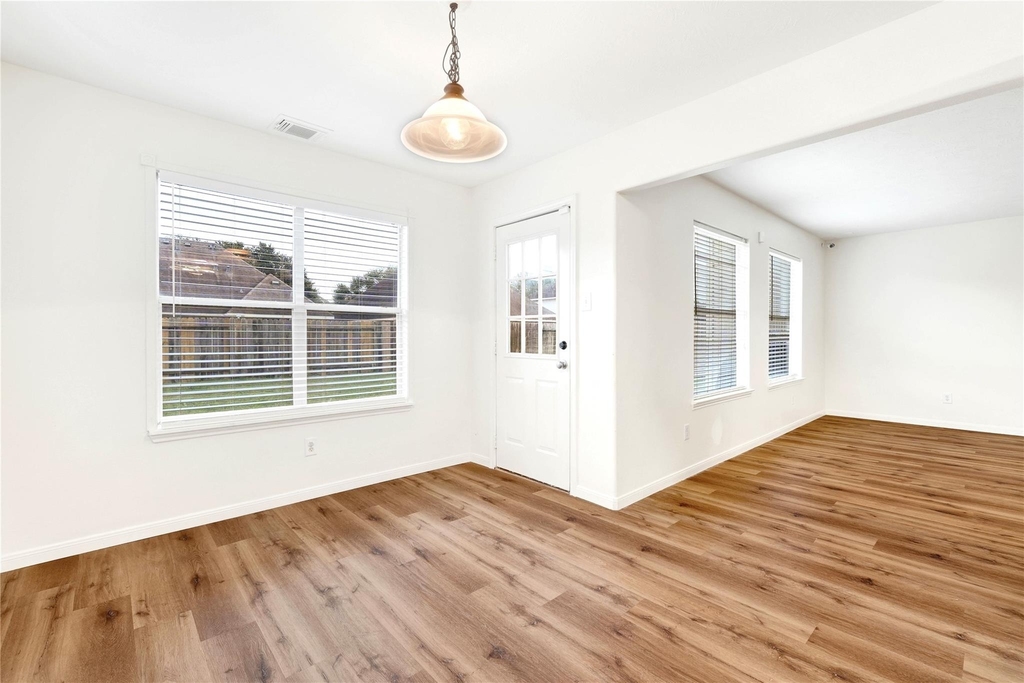 8518 Windy Thicket Lane - Photo 13