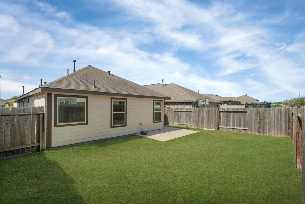25702 Bottlebrush Sedge Street - Photo 30