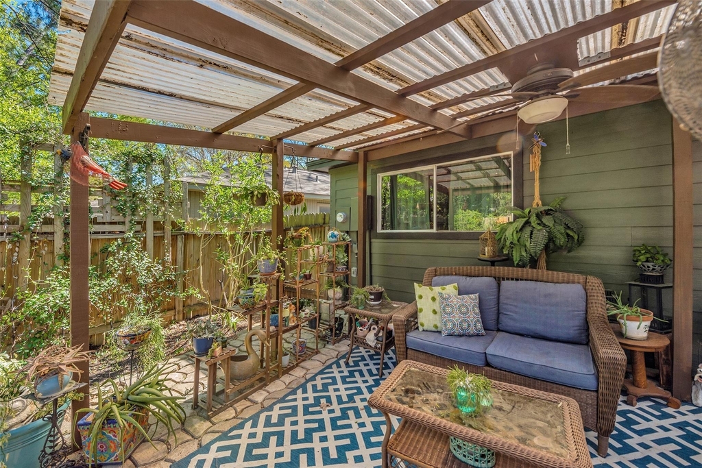 116 W White Willow Circle - Photo 1