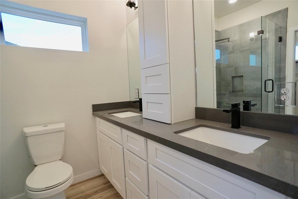 1711 Summer Street - Photo 11