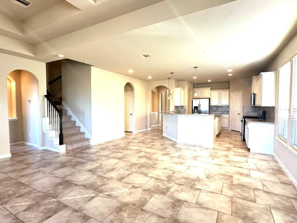 22407 Ebbets Field Drive - Photo 3