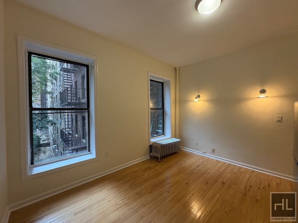 West 72 Street - Photo 0