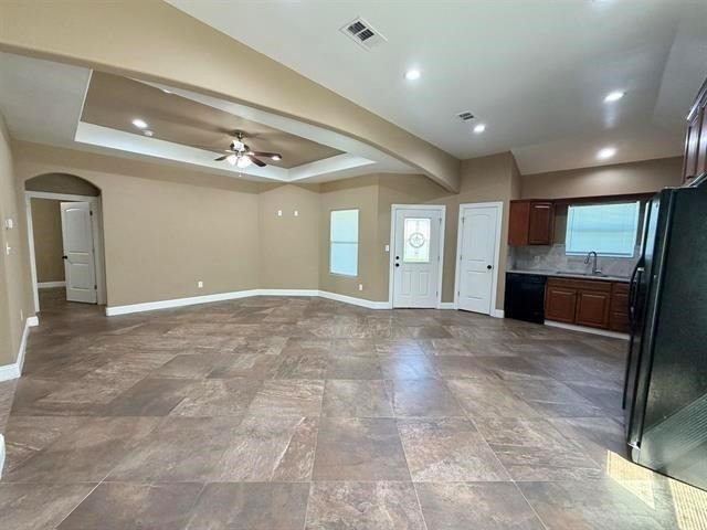 2850 Amber Avenue - Photo 4
