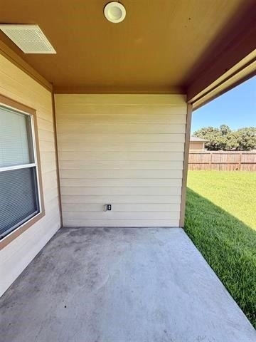 2850 Amber Avenue - Photo 37