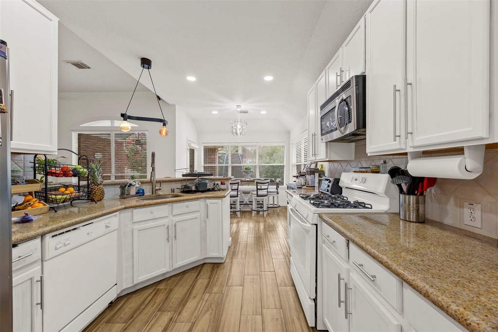20703 Louetta Woods Drive - Photo 14