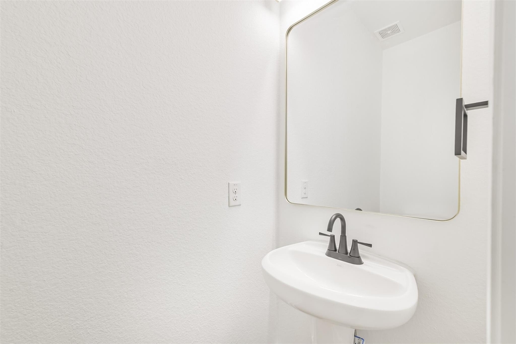 15203 Lake Powell Drive - Photo 20