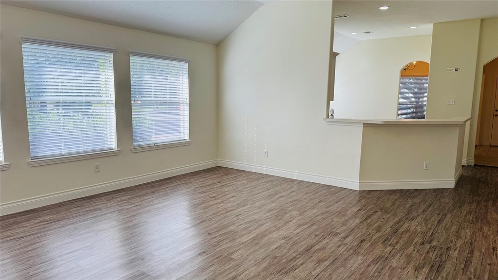 20210 Glen Burn Court - Photo 9