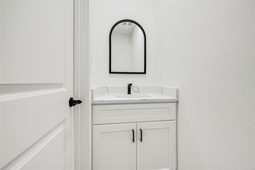659 Road 5846 - Photo 10