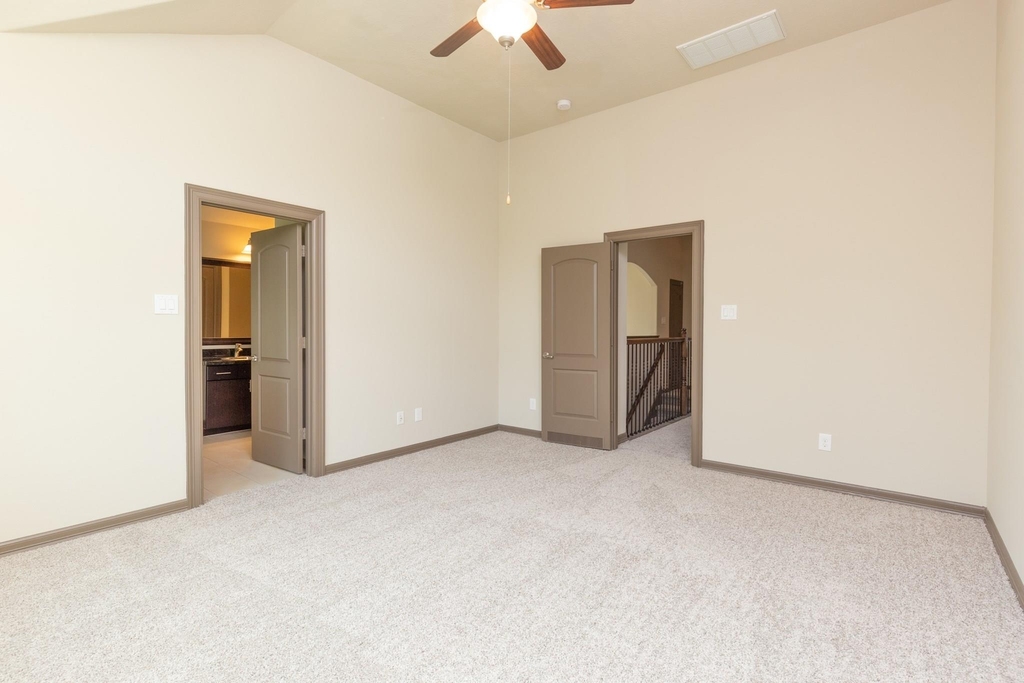 87 Aventura Place - Photo 12