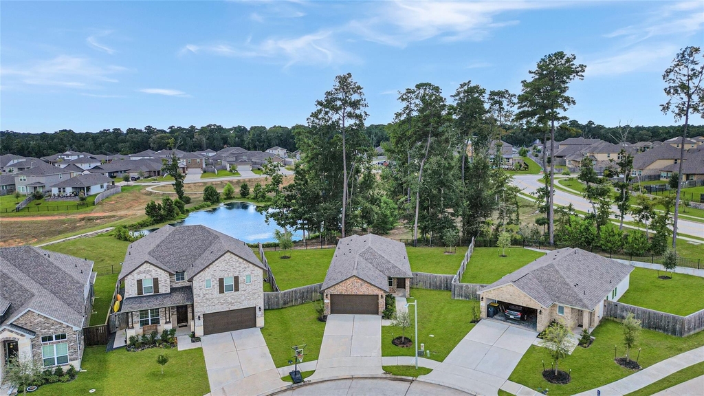 7002 Lauren Oak Drive - Photo 2