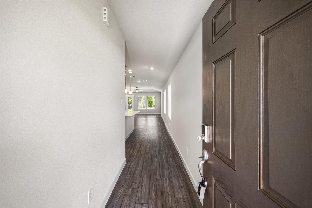 7002 Lauren Oak Drive - Photo 4