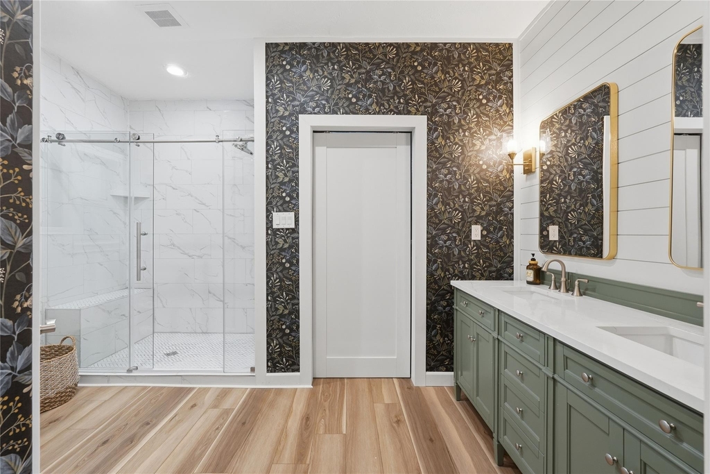 1680 Beech Drive - Photo 3