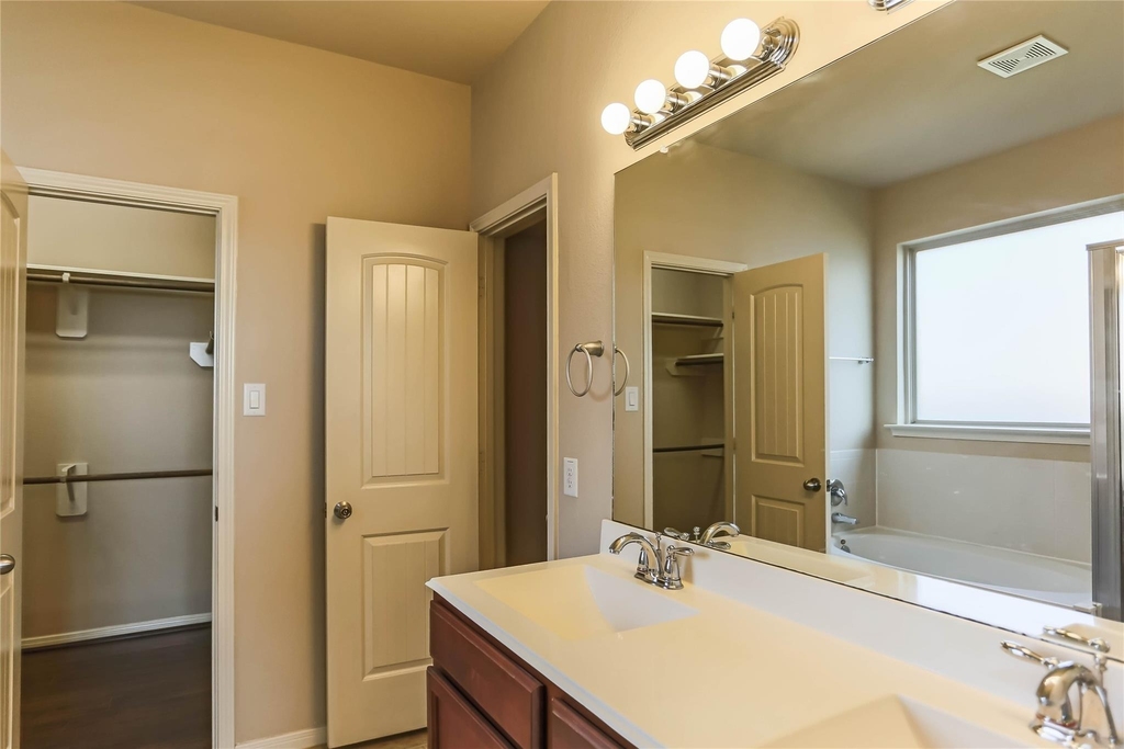 3443 Arrowhead Bay Lane - Photo 11