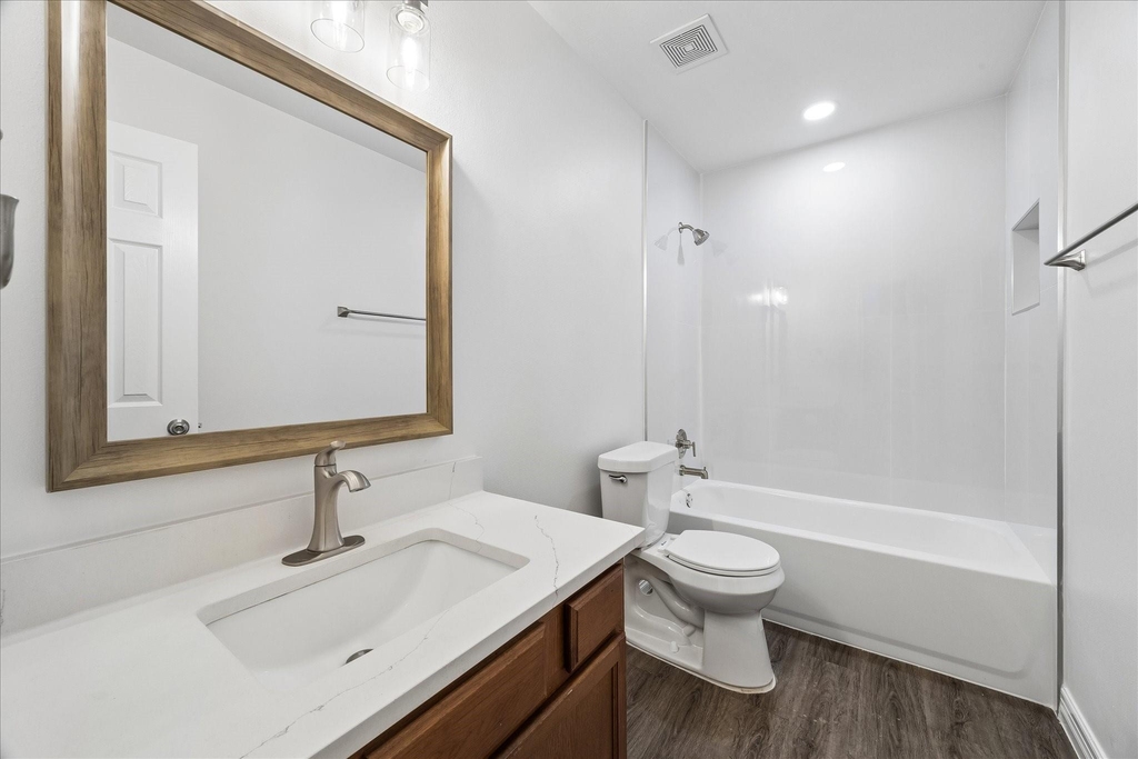 8310 Hardy Elm Street - Photo 16