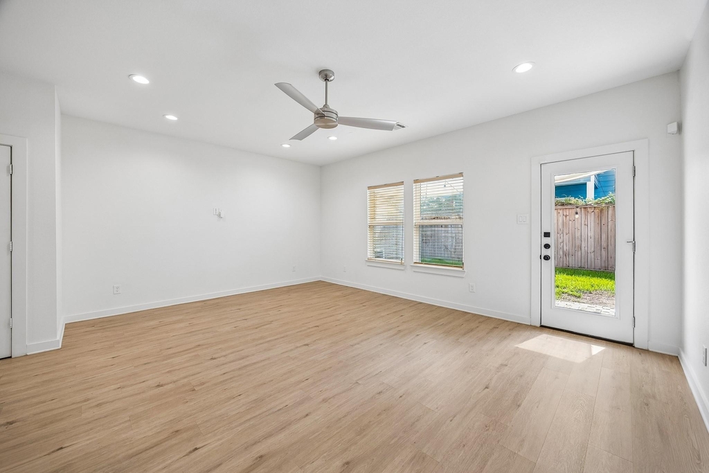5710 Elysian Street - Photo 5