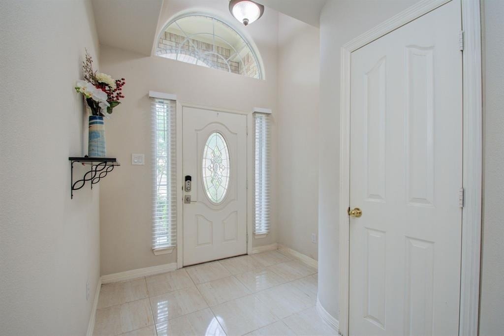 7511 S Linpar Court - Photo 5