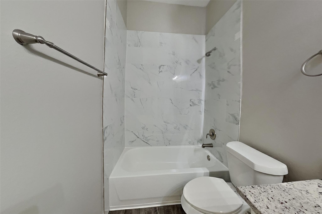 8227 Sports Haven Drive - Photo 15