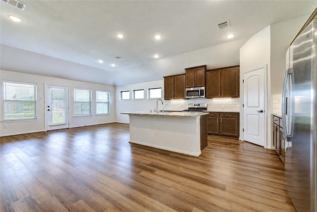 101 Sunray Creek Drive - Photo 14