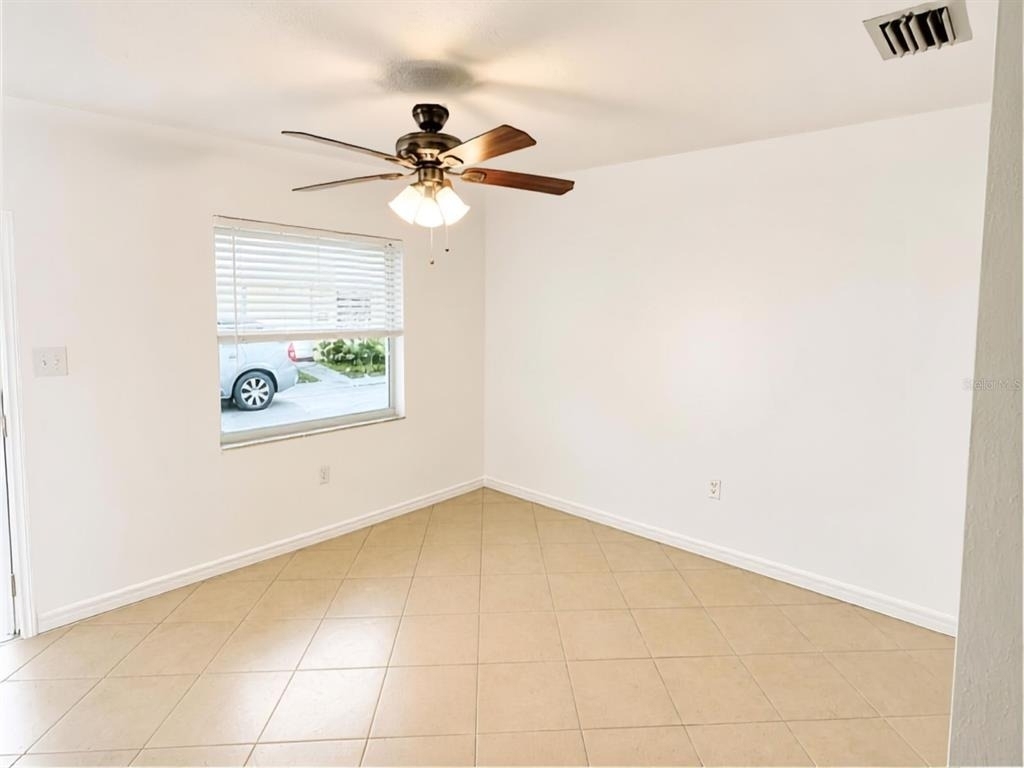 4934 Getner Street - Photo 5
