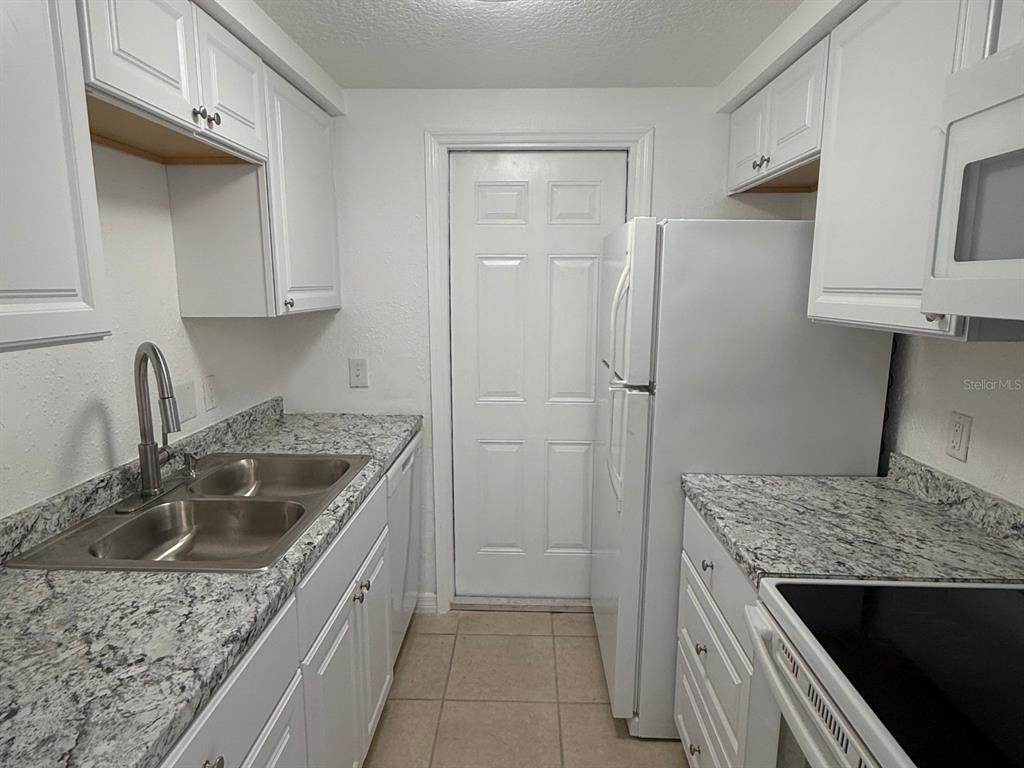 4928 Getner Street - Photo 14