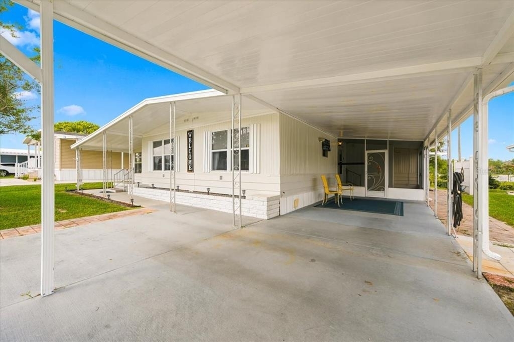 7505 Fairlane Avenue - Photo 3